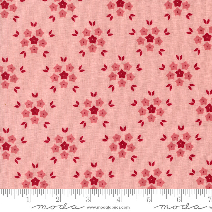 Hollyhocks & Roses - Flower Puffs Pink