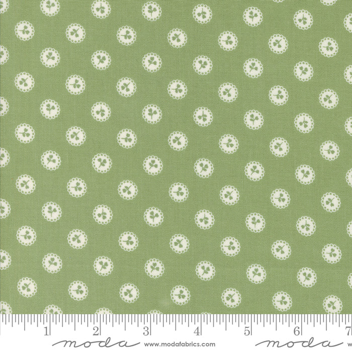 Dainty Meadow - Dainty Dot Prairie