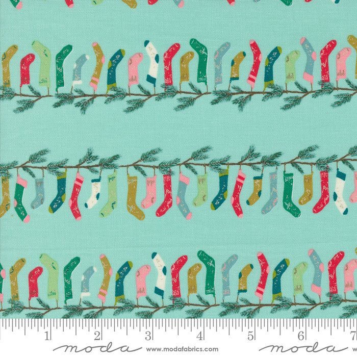 Cozy Wonderland - Stocking Stripe Icicle 10" Remnant