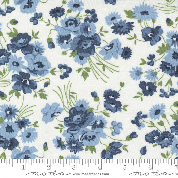 Nantucket Summer 108" Wide - Somerset White Navy