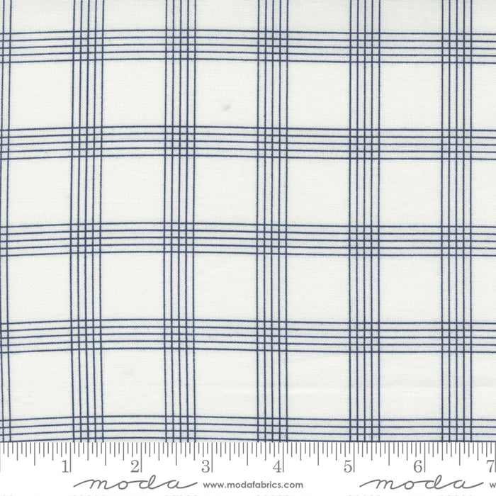 Nantucket Summer - Plaid Checks White Navy