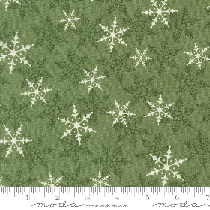 Winter Friends - Falling Snow Pine