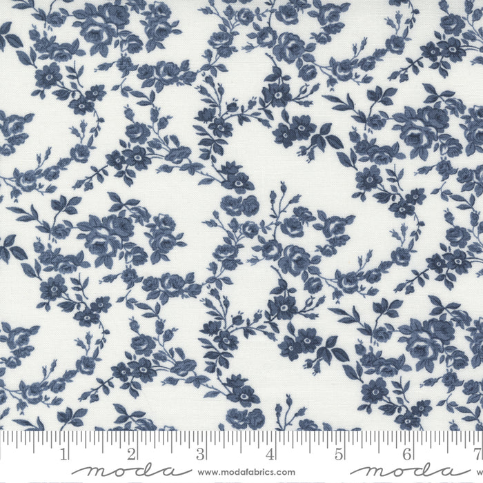 Nantucket Summer - Surfside Floral White Navy